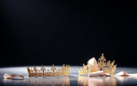 Sarah Dzafce kohukuva: Miksi Miss Suomi menetti kruununsa